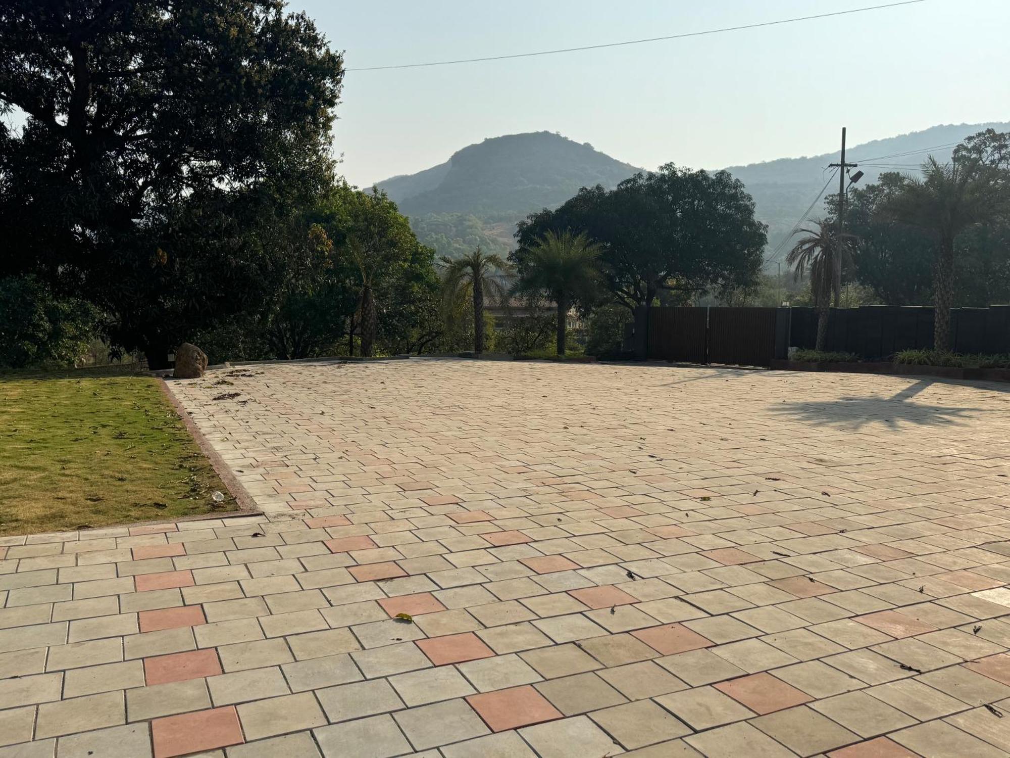 Ananta Villa Lonavala Extérieur photo
